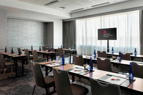 Philadelphia Airport Marriott - image 40