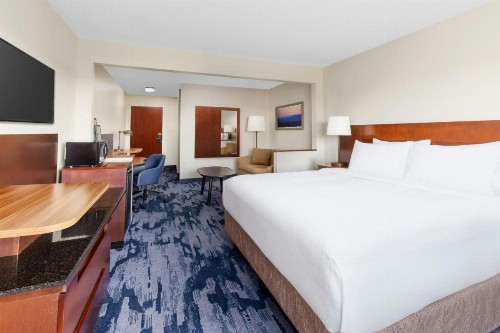 Fairfield Inn Philadelphia Airport - image 10