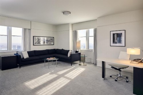 Loews Philadelphia Hotel - image 2