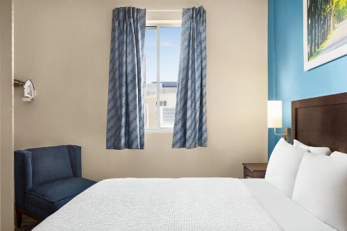 Days Inn by Wyndham Philadelphia Convention Center - image 18