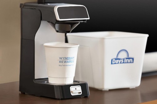 Days Inn by Wyndham Philadelphia Convention Center - image 2