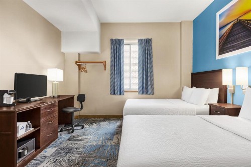 Days Inn by Wyndham Philadelphia Convention Center - image 3