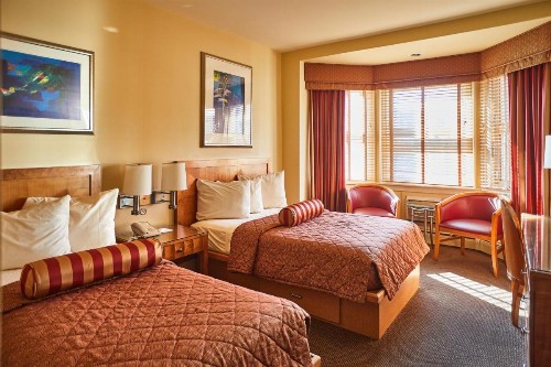 Alexander Inn - image 19