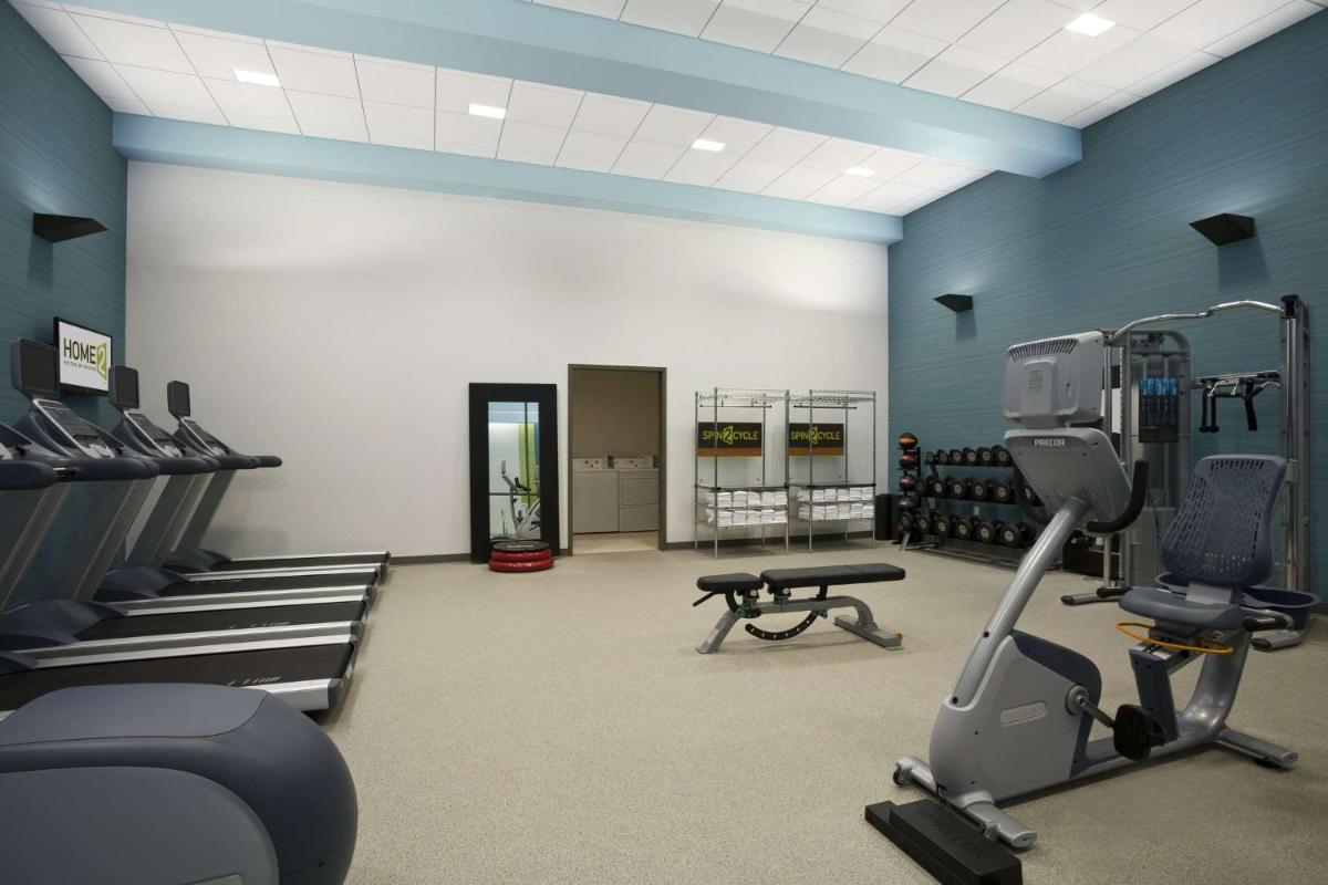Home2 Suites by Hilton Philadelphia Convention Center - image 7