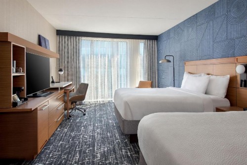 Courtyard by Marriott Philadelphia South at The Navy Yard - image 10