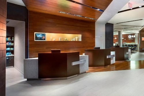 Courtyard by Marriott Philadelphia South at The Navy Yard - image 7