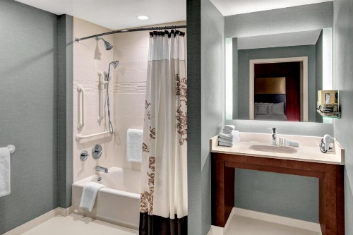 Residence Inn by Marriott Philadelphia Airport - image 11