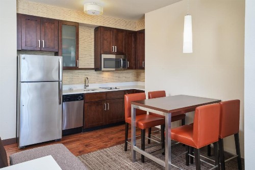 Residence Inn by Marriott Philadelphia Airport - image 13
