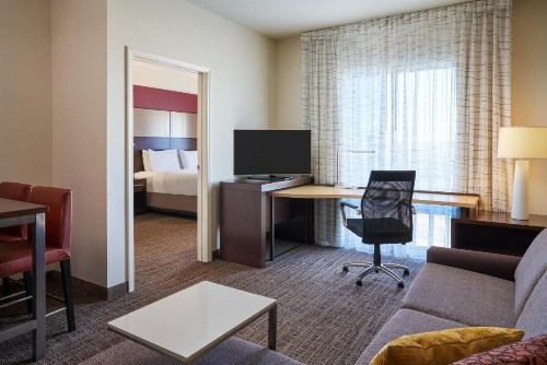 Residence Inn by Marriott Philadelphia Airport - image 6