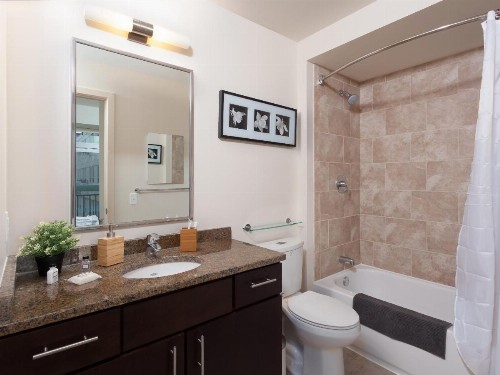 Fantastic Philly Fully Furnished Apartments - image 38