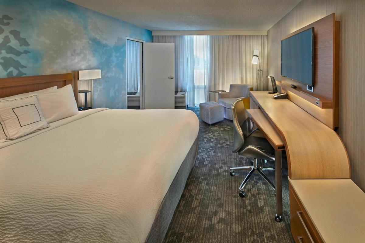 Courtyard by Marriott Philadelphia City Avenue - image 2
