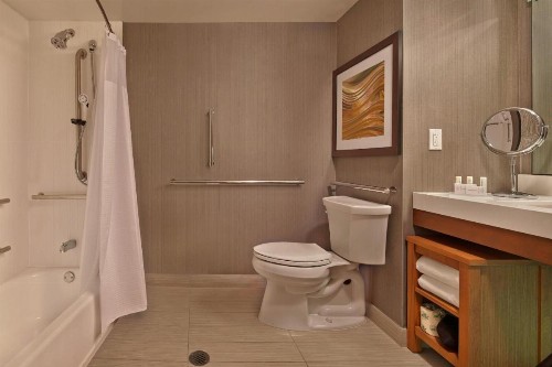 Courtyard by Marriott Philadelphia City Avenue - image 23