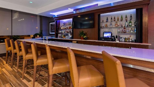 Best Western Plus Philadelphia Convention Center Hotel - image 13