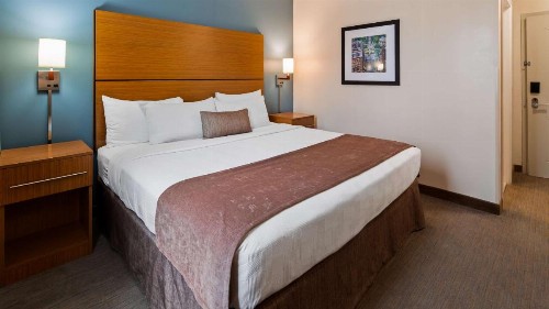 Best Western Plus Philadelphia Convention Center Hotel - image 16