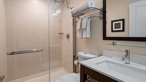 Best Western Plus Philadelphia Convention Center Hotel - image 20