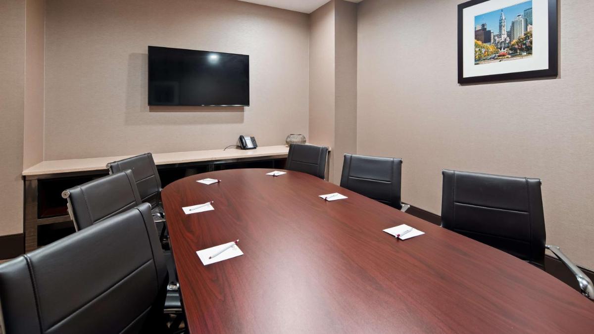 Best Western Plus Philadelphia Convention Center Hotel - image 4