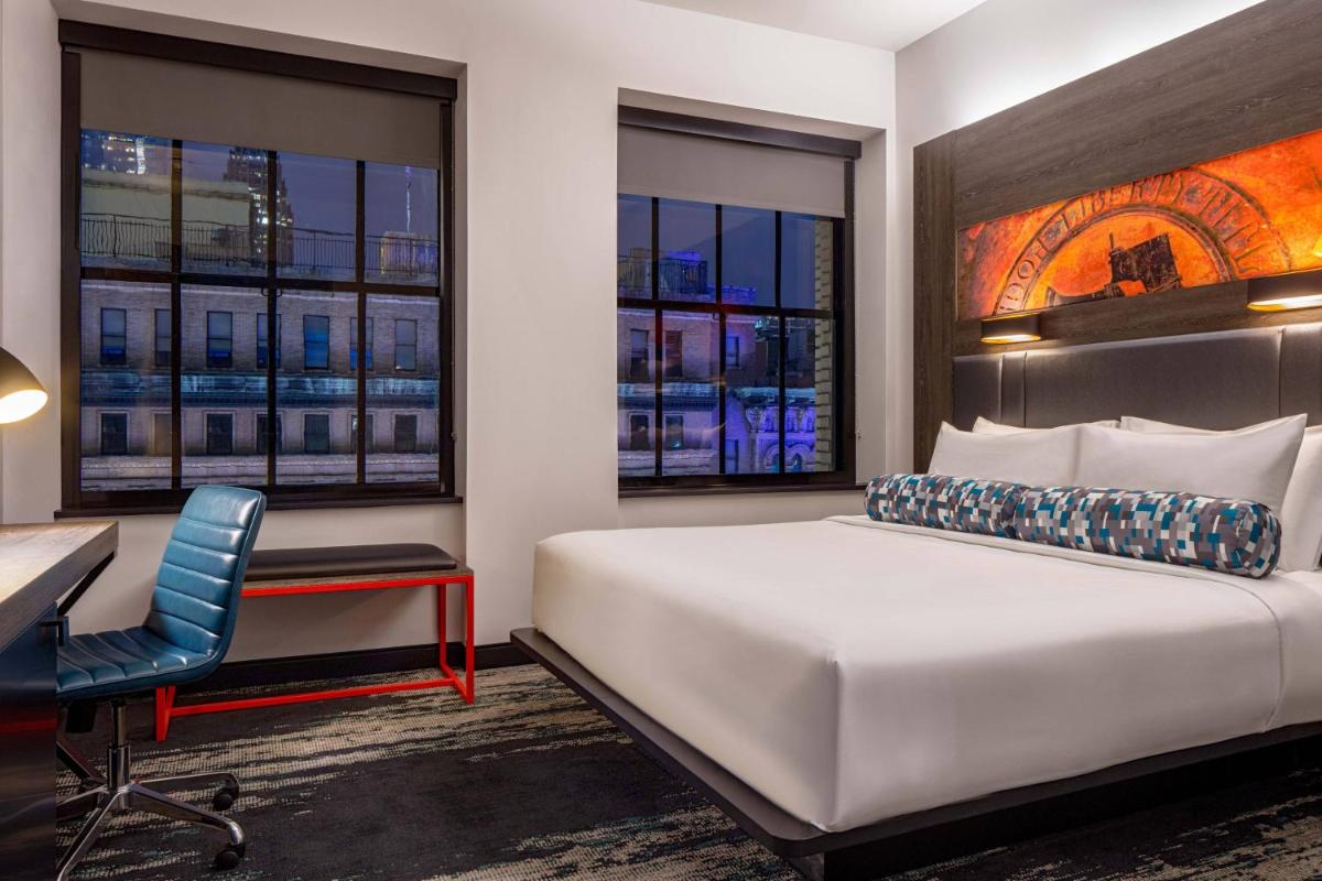 Aloft Philadelphia Downtown - image 6