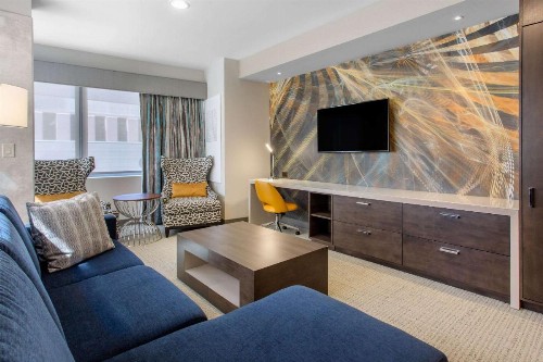 Cambria Hotel Philadelphia Downtown Center City - image 12