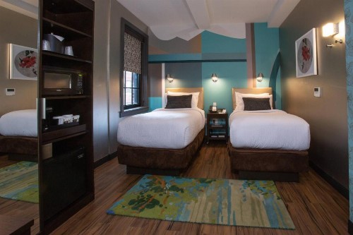 Fairfield Inn & Suites by Marriott Philadelphia Downtown/Center City - image 6