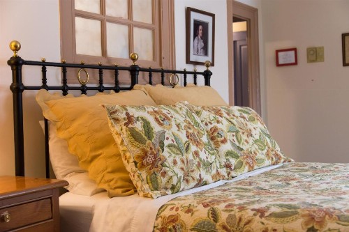 Thomas Bond House - image 36