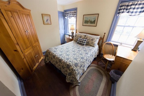 Thomas Bond House - image 38