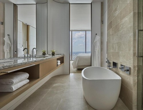 Four Seasons Hotel Philadelphia at Comcast Center - image 2