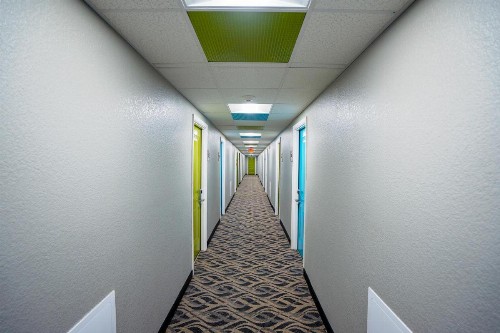 North American Motor Inn - image 46