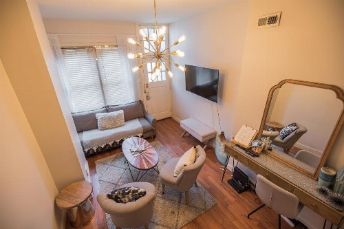 Hip Meets History in this Old City Home - image 2