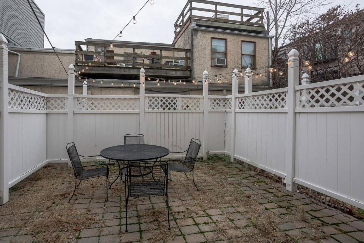 Beautiful 2 bedroom-Graduate Hospital-Back Patio - image 6