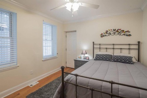 Beautiful 2 bedroom-Graduate Hospital-Back Patio - image 9