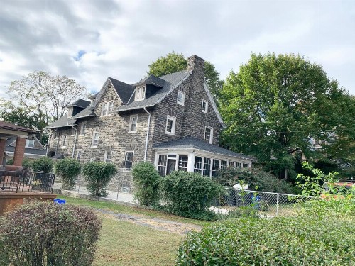 Comfortable Overbrook Mansion