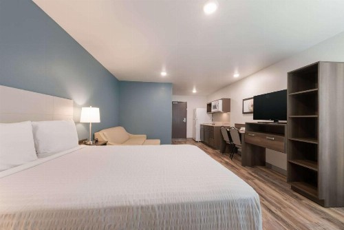 WoodSpring Suites Philadelphia Northeast - image 16