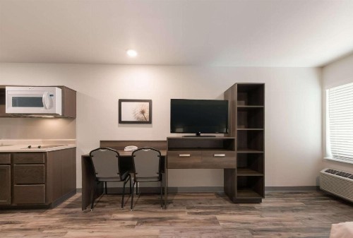 WoodSpring Suites Philadelphia Northeast - image 17