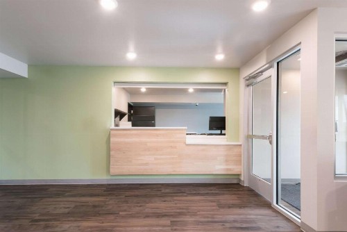 WoodSpring Suites Philadelphia Northeast - image 4