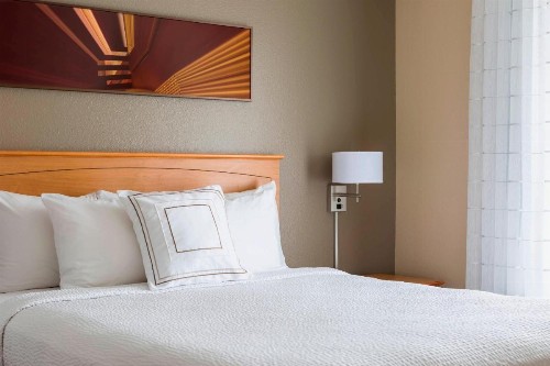 TownePlace Suites Phoenix North - image 21
