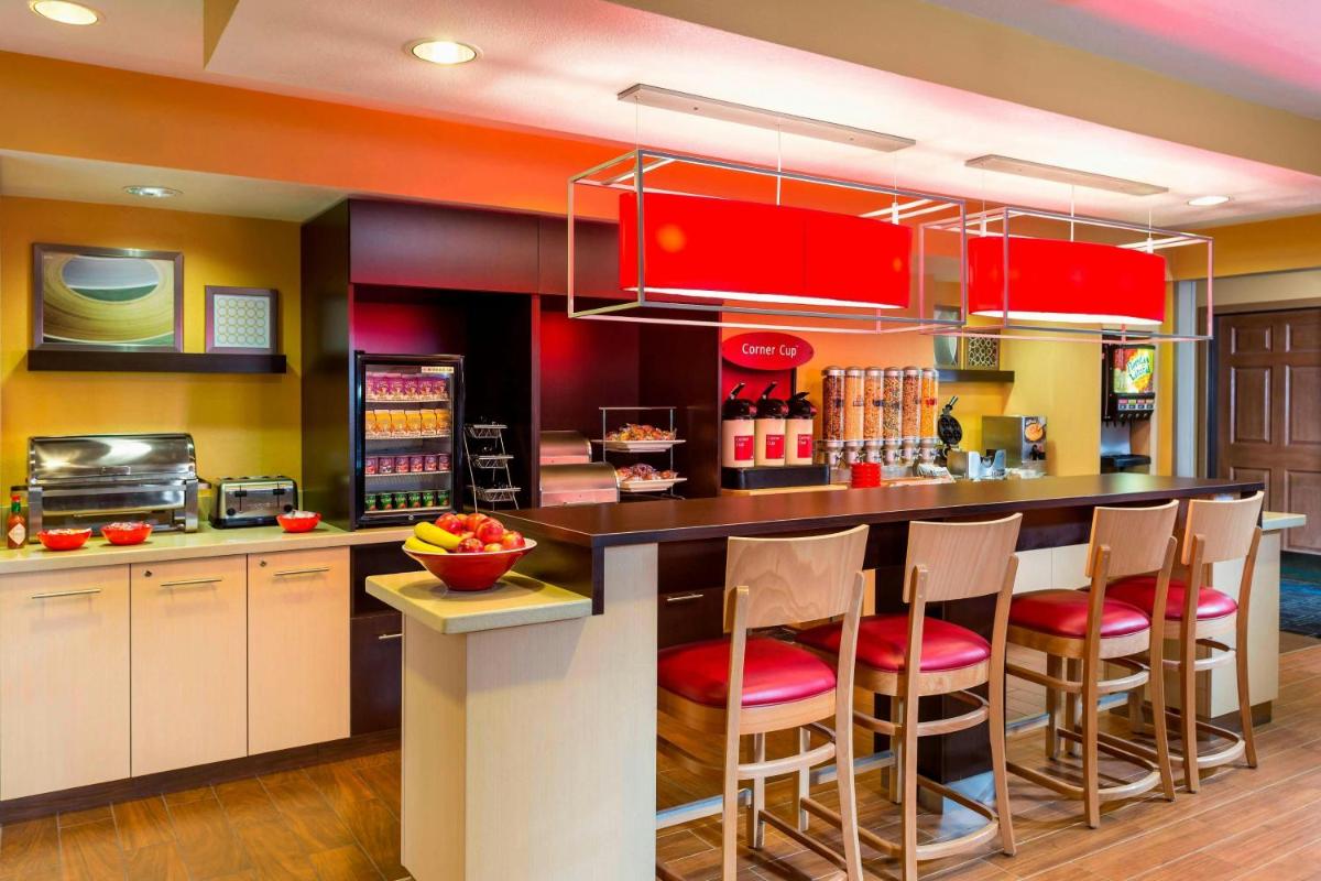 TownePlace Suites Phoenix North - image 3
