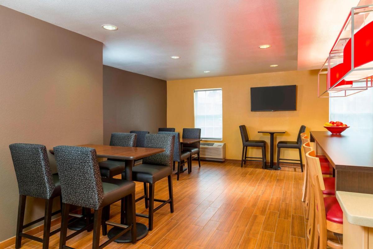 TownePlace Suites Phoenix North - image 4