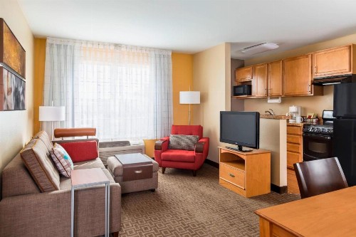 TownePlace Suites Phoenix North - image 8