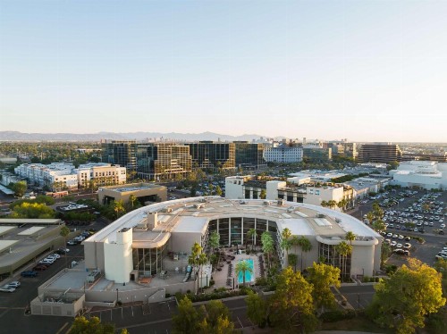 Embassy Suites Phoenix - Biltmore - image 3