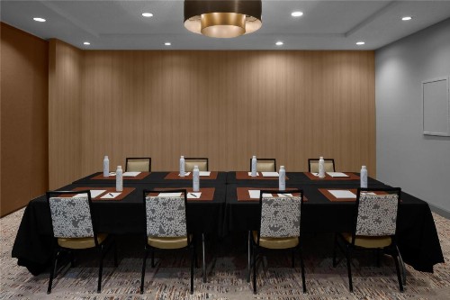Embassy Suites Phoenix - Biltmore - image 45
