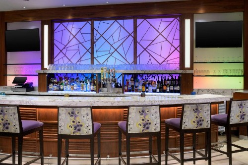 DoubleTree Suites by Hilton Phoenix - image 14