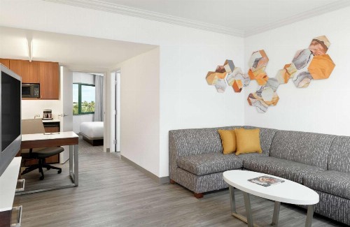 DoubleTree Suites by Hilton Phoenix - image 27