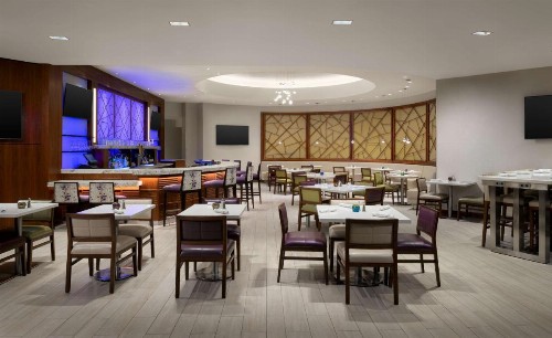 DoubleTree Suites by Hilton Phoenix - image 31