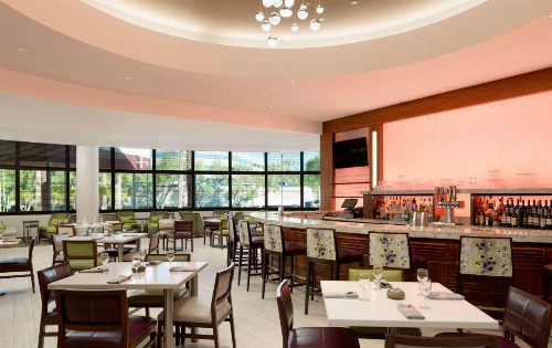DoubleTree Suites by Hilton Phoenix - image 38