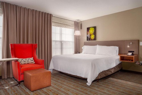 Hilton Garden Inn Phoenix Airport - image 12