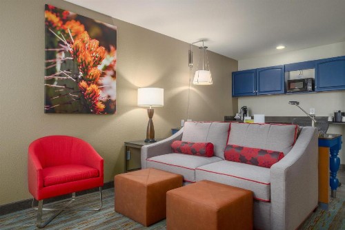 Hilton Garden Inn Phoenix Airport - image 18