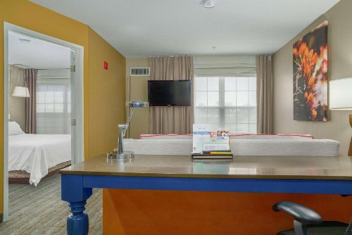 Hilton Garden Inn Phoenix Airport - image 21