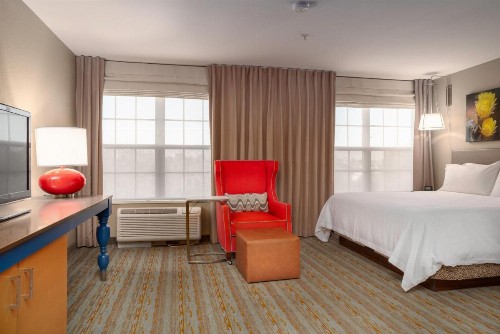 Hilton Garden Inn Phoenix Airport - image 26
