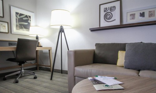 GreenTree Inn & Suites Phoenix Sky Harbor - image 16