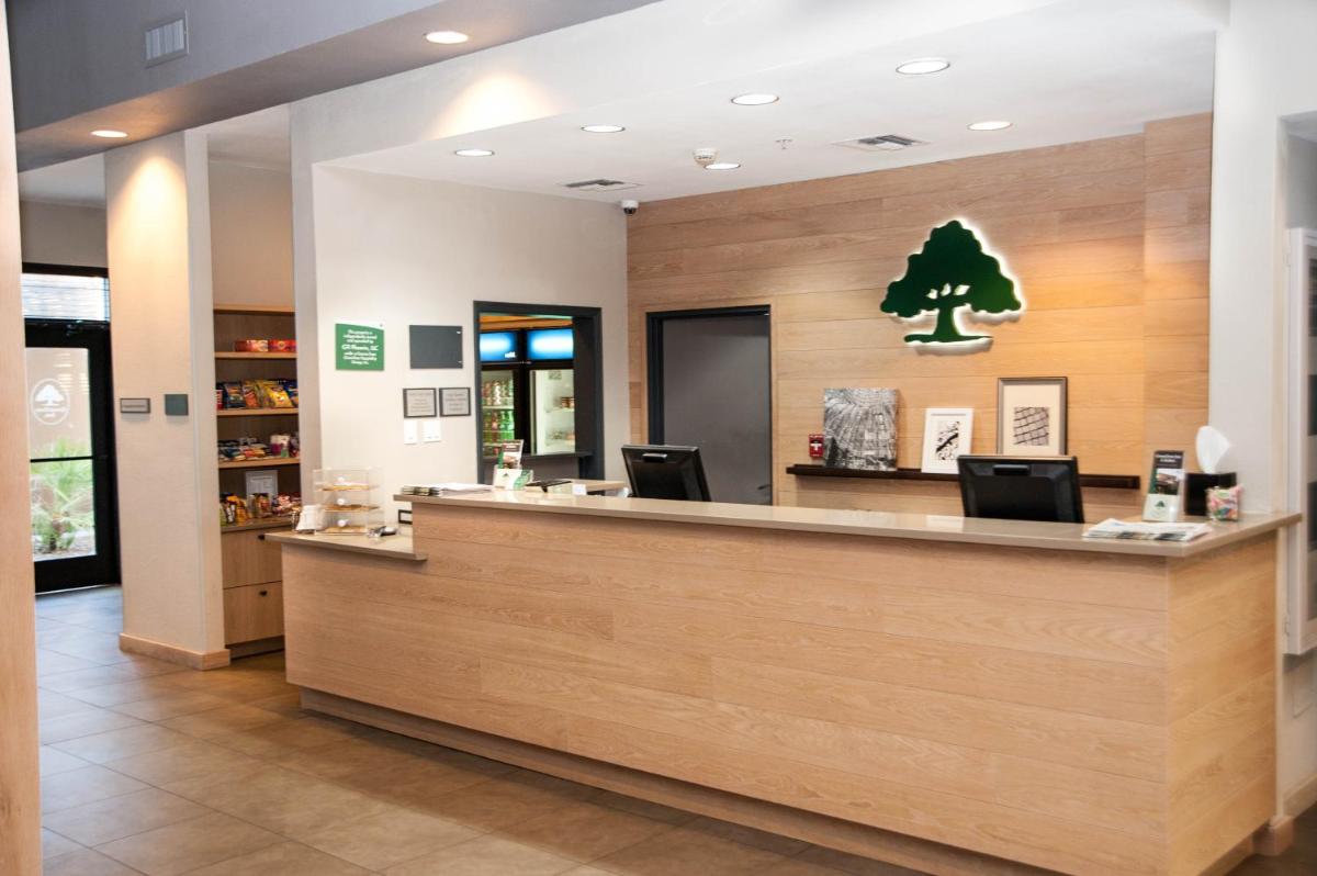GreenTree Inn & Suites Phoenix Sky Harbor - image 7